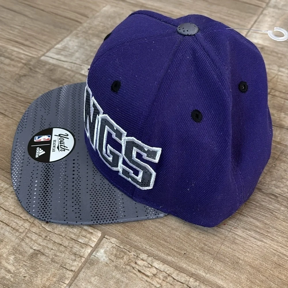 Adidas Purple and Gray Kings SnapBack Cap. NWT